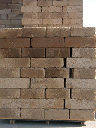 tufo di roma in blocchi